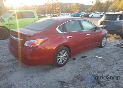 2014 Nissan Altima 2.5 S z USA, uszkodzony, nr VIN 1N4AL3AP3EN241639
